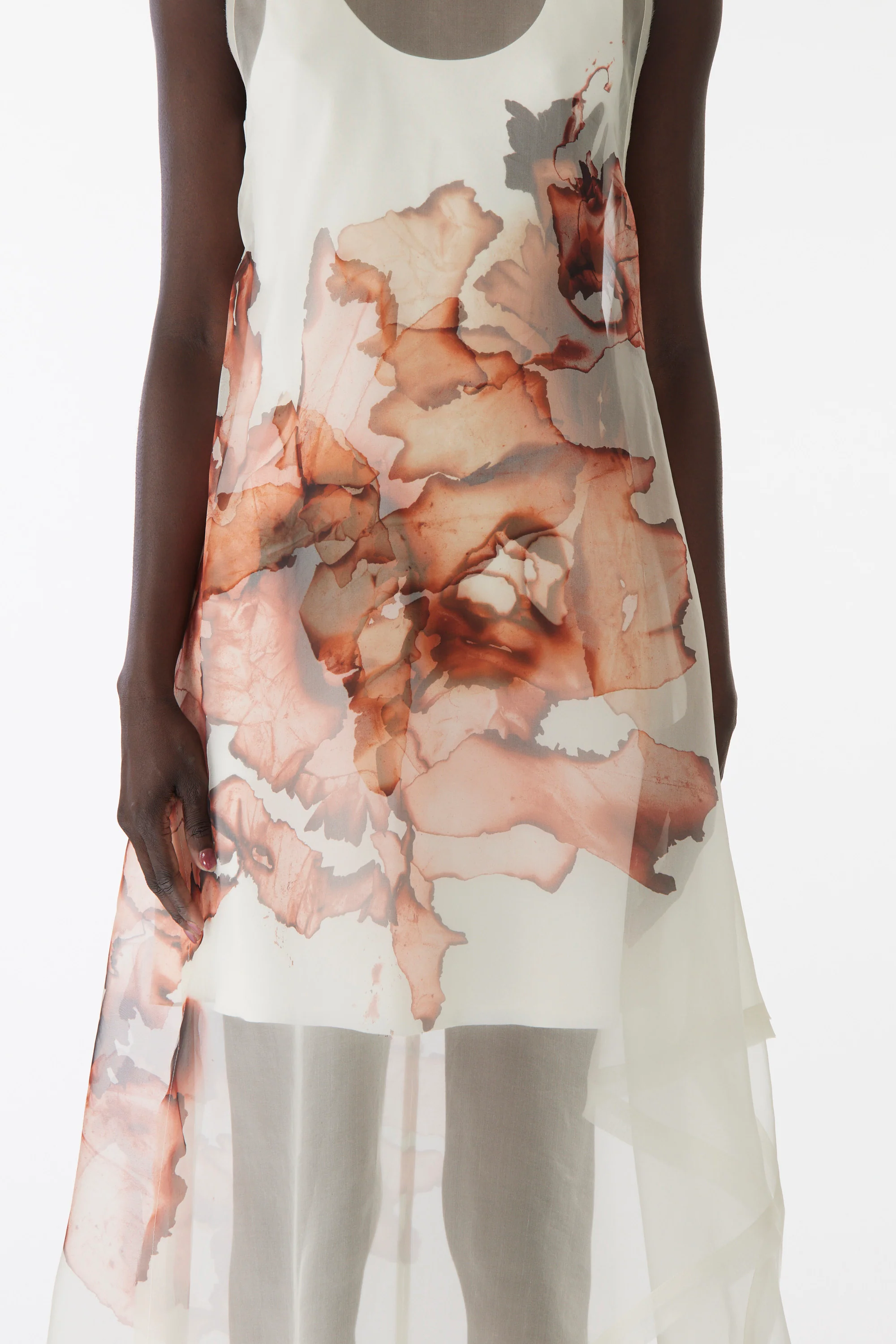BURNT FLORAL ORGANZA GOWN WITH MINI DRESS LINING - Image 4