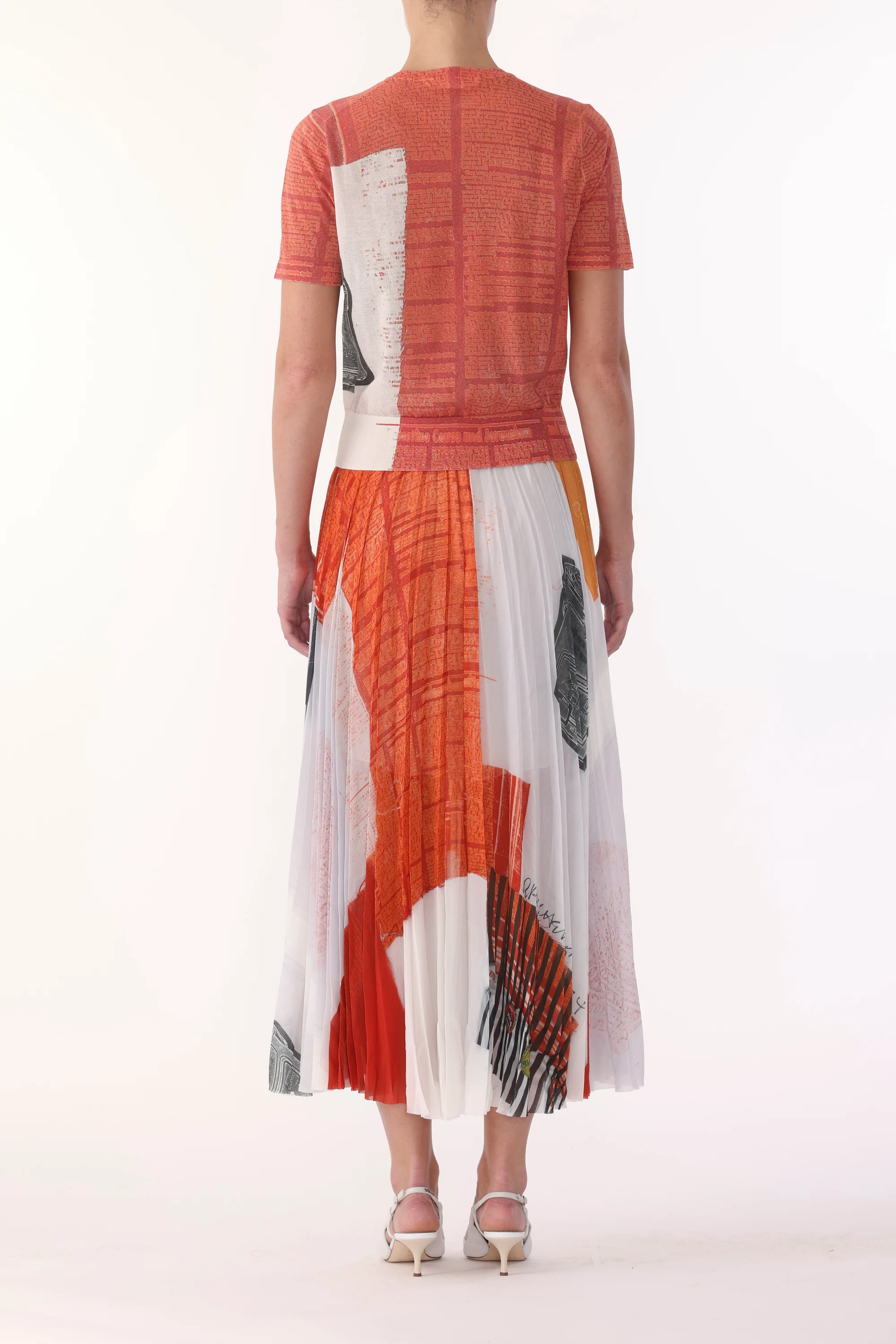CHIFFON PLEATED SKIRT WITH CAT PAWS ARTWORK BY ROBERT RAUSCHENBERG - Image 3