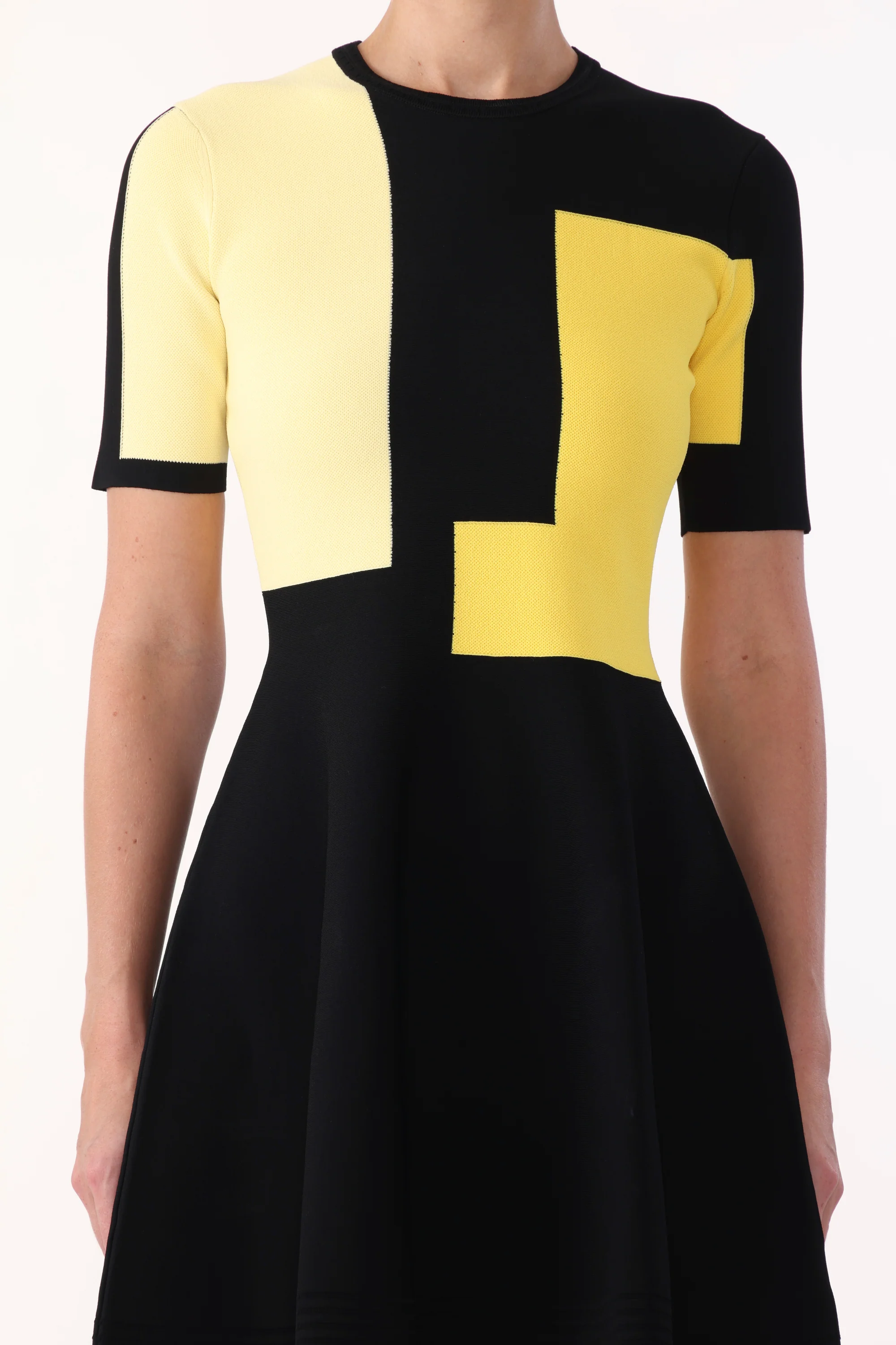 COLORBLOCK KNIT MINI DRESS WITH FLARE SKIRT - Image 4